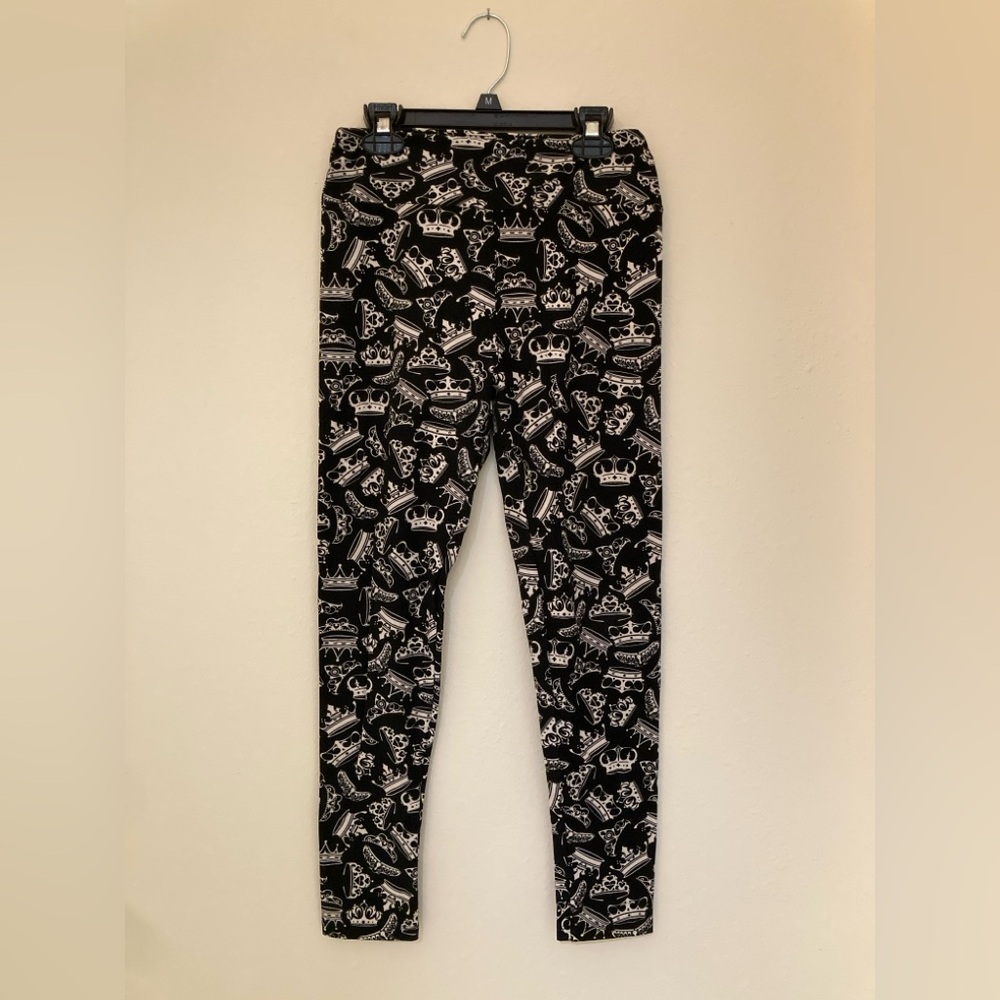 LuLaRoe Black White Crown Print Leggings Size OS